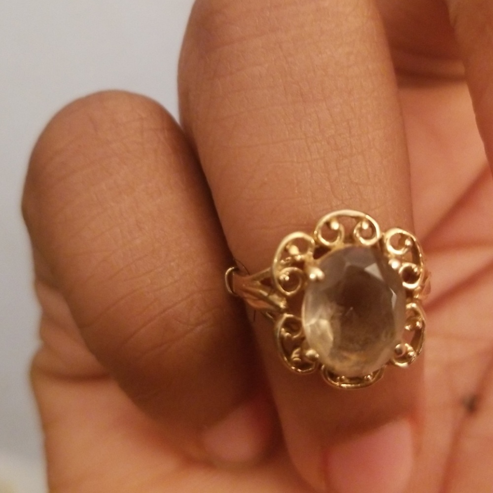 10k Champagne stone gold ring